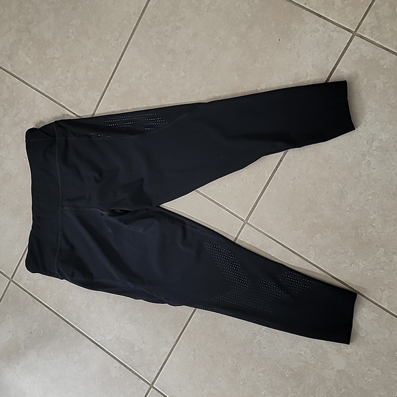 2XU Performance Compression Leggings - Picture 6 of 8